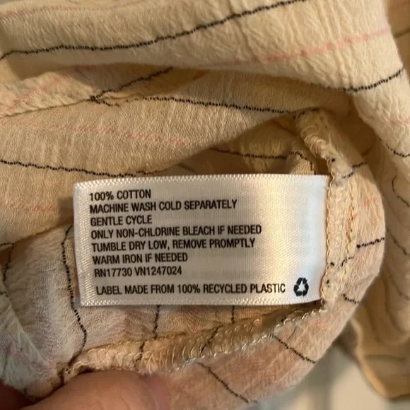 Universal Thread womens blouse size M beige/pink and black design 💯 cotton - Picture 6 of 9